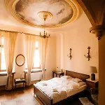 Palac Srodka 4*