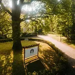 Palac Srodka Отель типа 