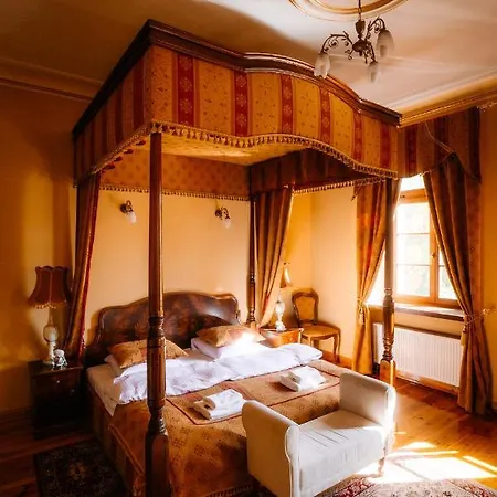 Bed & Breakfast Palac Srodka 3*