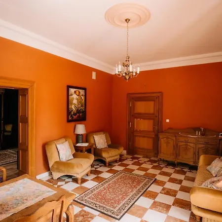 Palac Srodka Chrzypsko Wielkie