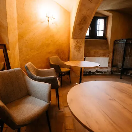 Palac Srodka Bed & Breakfast Chrzypsko Wielkie