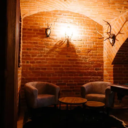 Palac Srodka Chrzypsko Wielkie