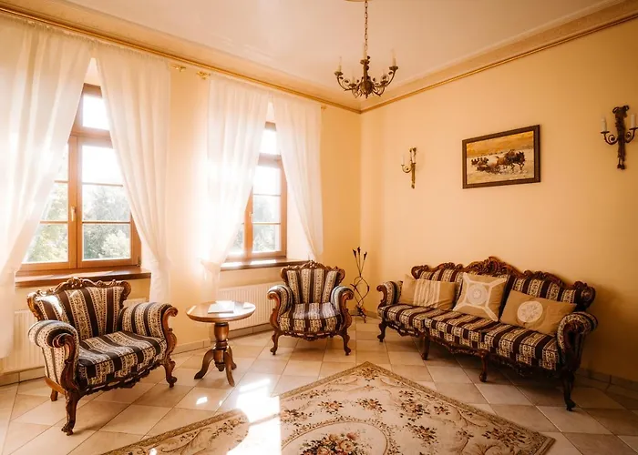 Couette-café Palac Srodka 3*