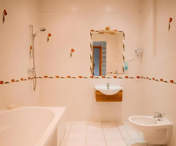 Palac Srodka Couette-café