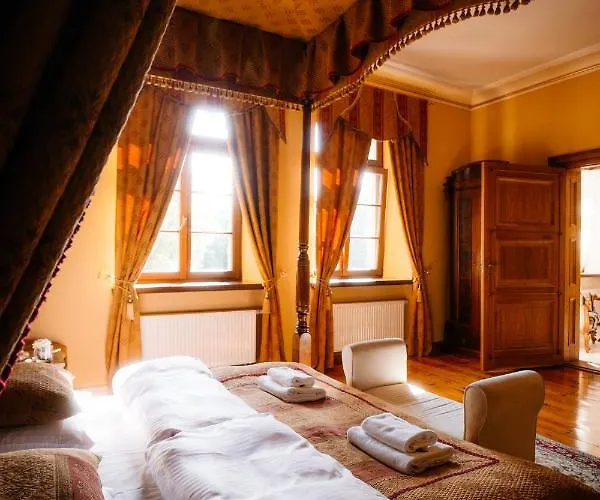 Pałac śródka Nocleg ze śniadaniem