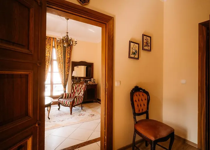 Pałac śródka Chrzypsko Wielkie