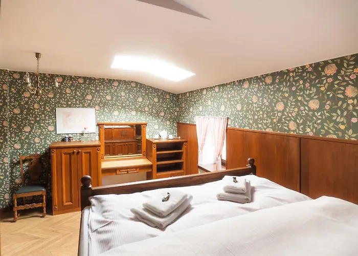 Palac Srodka Couette-café 3*