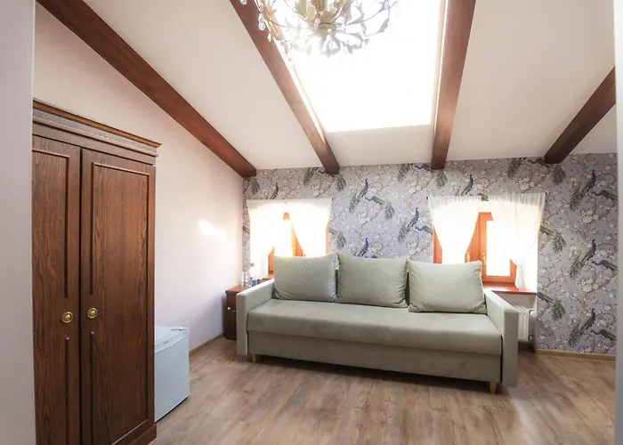 Couette-café Palac Srodka 3*